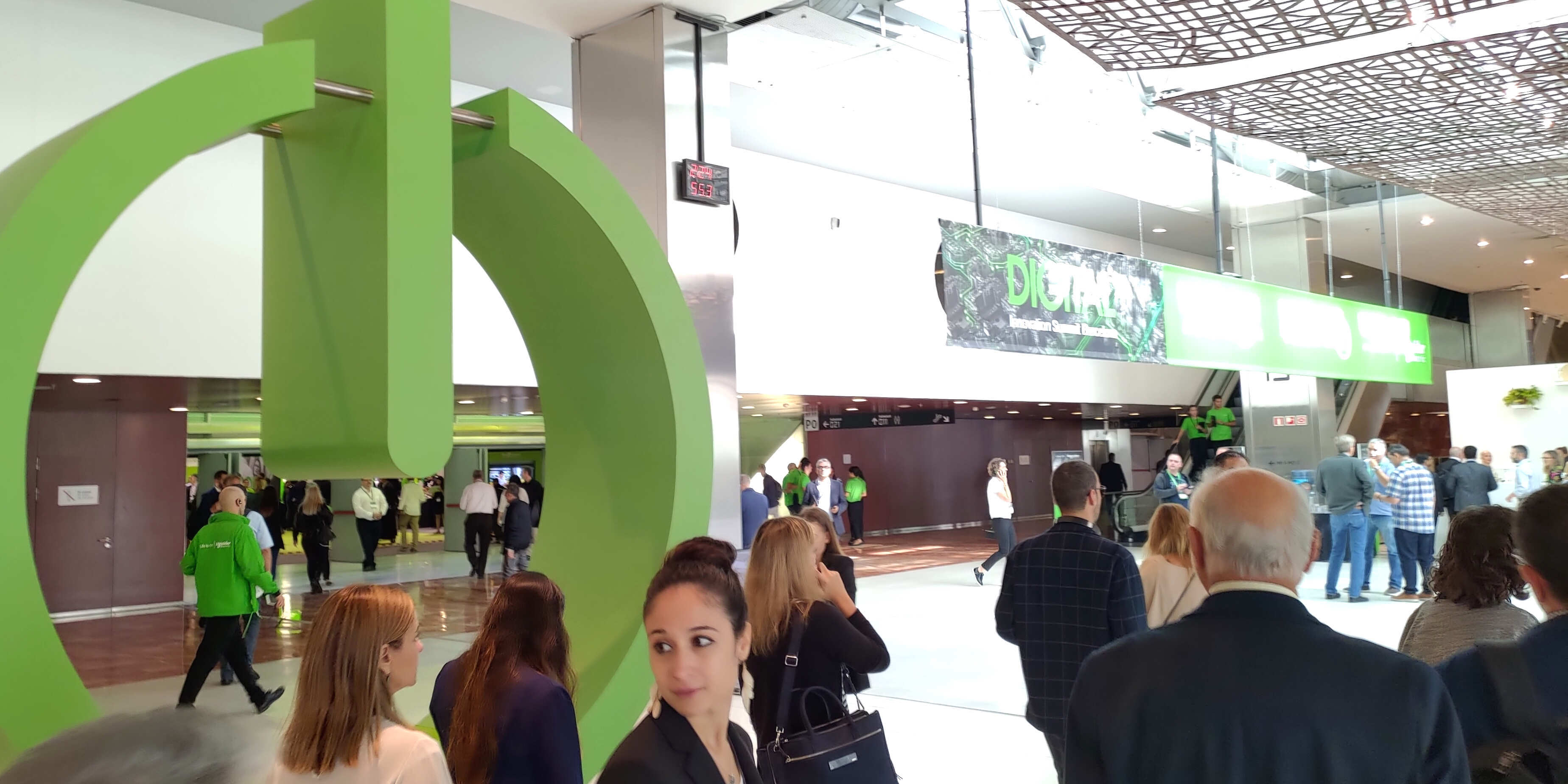 Lembra-se da Devil Wears Louboutin? Fomos procurar os primeiros vídeos das influenciadoras