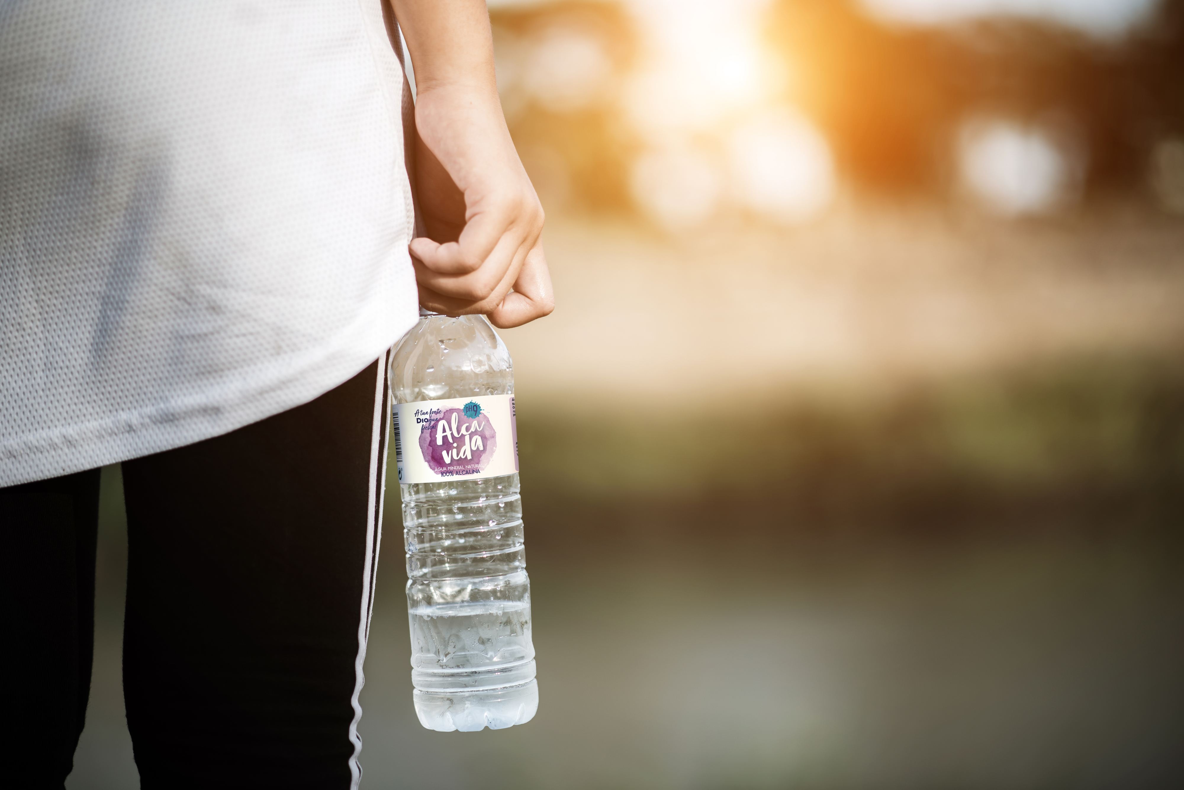 Já pode comprar água alcalina nas lojas Minipreço — e cada garrafa custa 0,39€