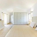 Vivenda com um jardim paradisíaco