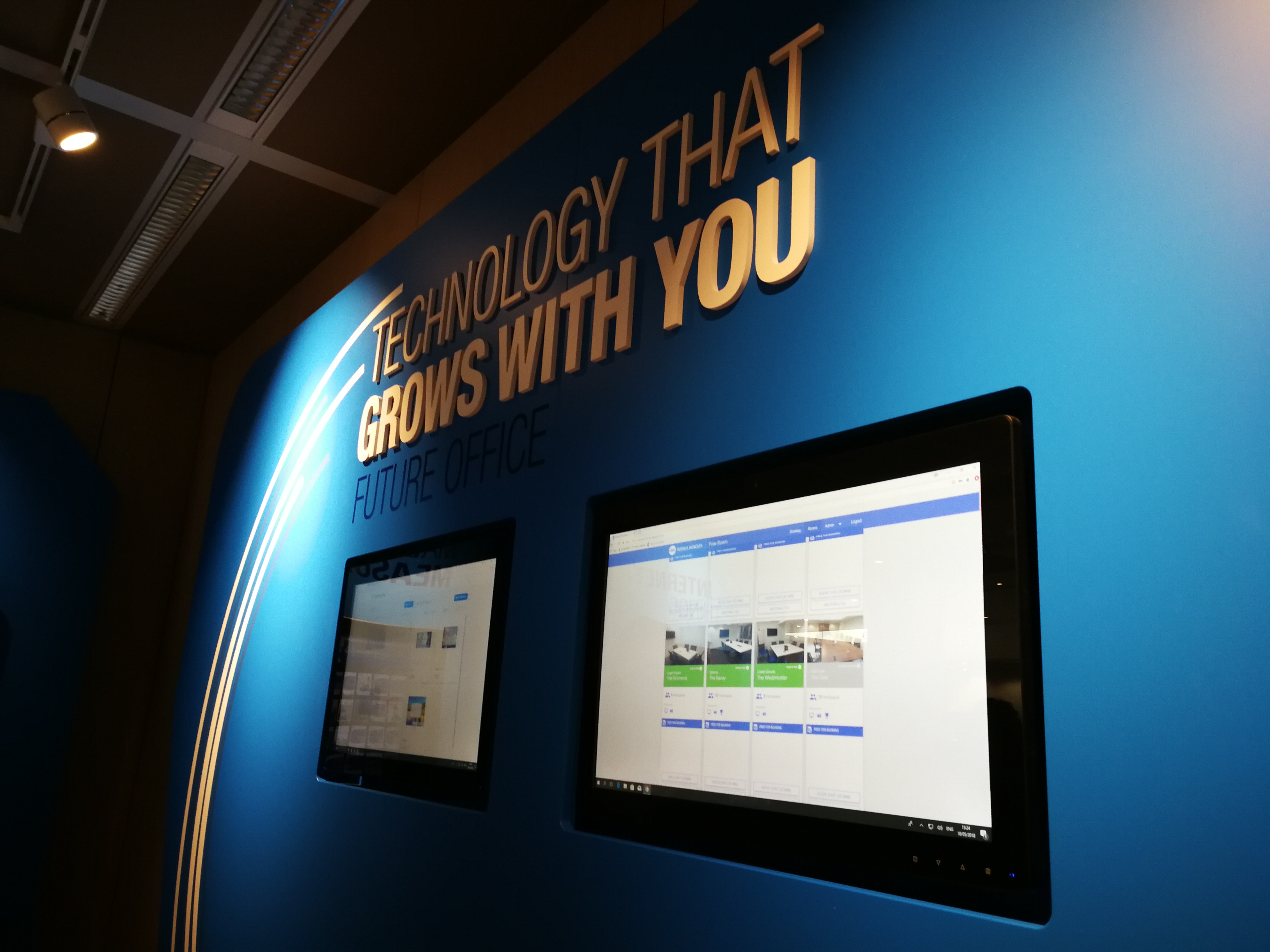 Da televisão para a política. Estrela do sucesso “Morangos com Açúcar” é agora deputada. 10 fotos de Inês Aleluia