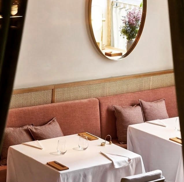 Há uma mesa reservada no Belcanto para Putin e Zelensky. Saiba porquê