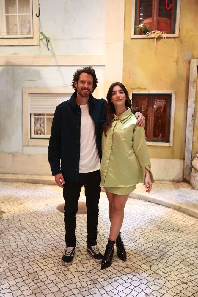 Bárbara Branco e Francisco Froes são par romântico em “Flor sem Tempo”, mas só se conheceram no primeiro ensaio