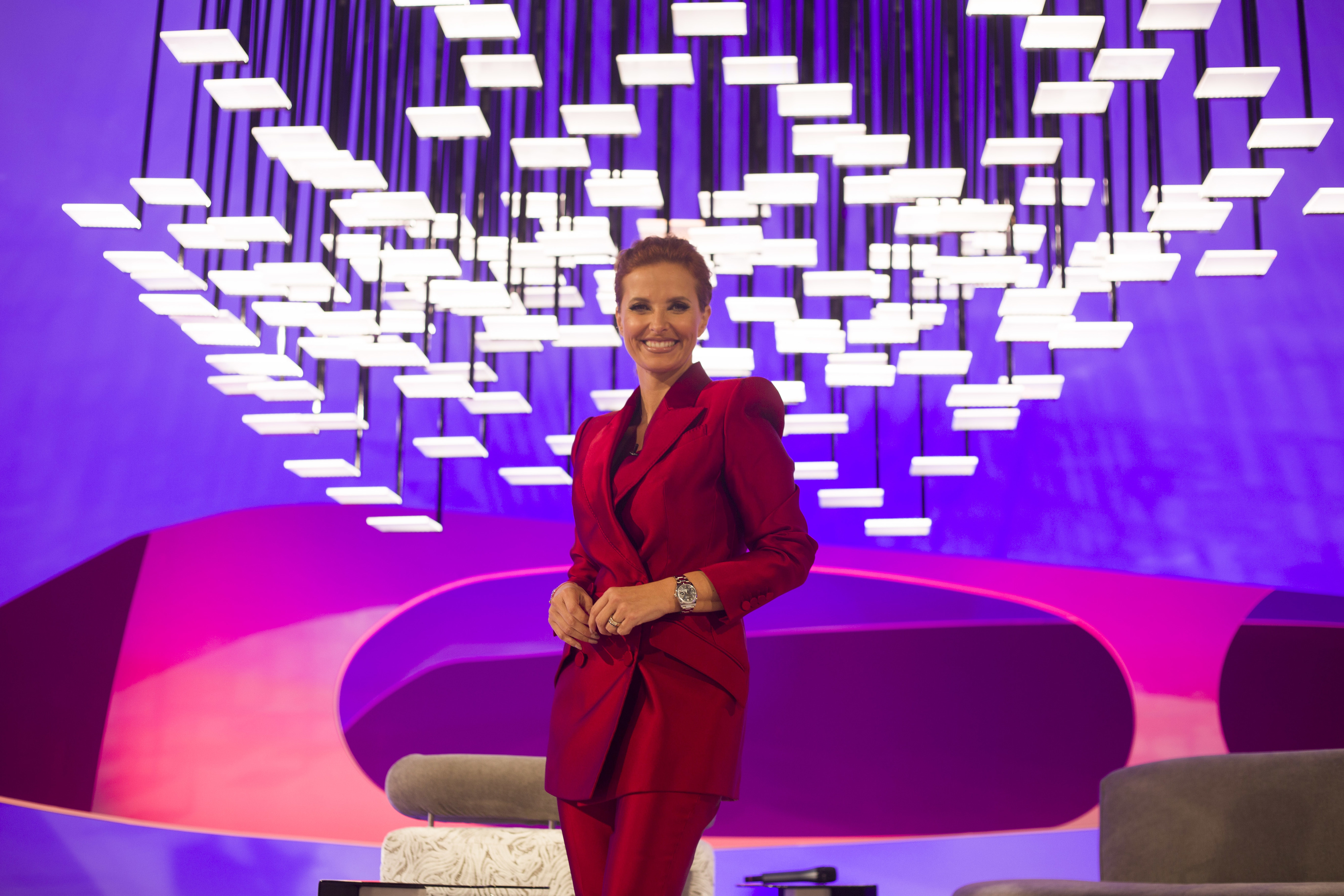 E ao fim de sete horas de programa, Cristina tirou os sapatos e descansou: “Foi das vezes em que estive menos nervosa”