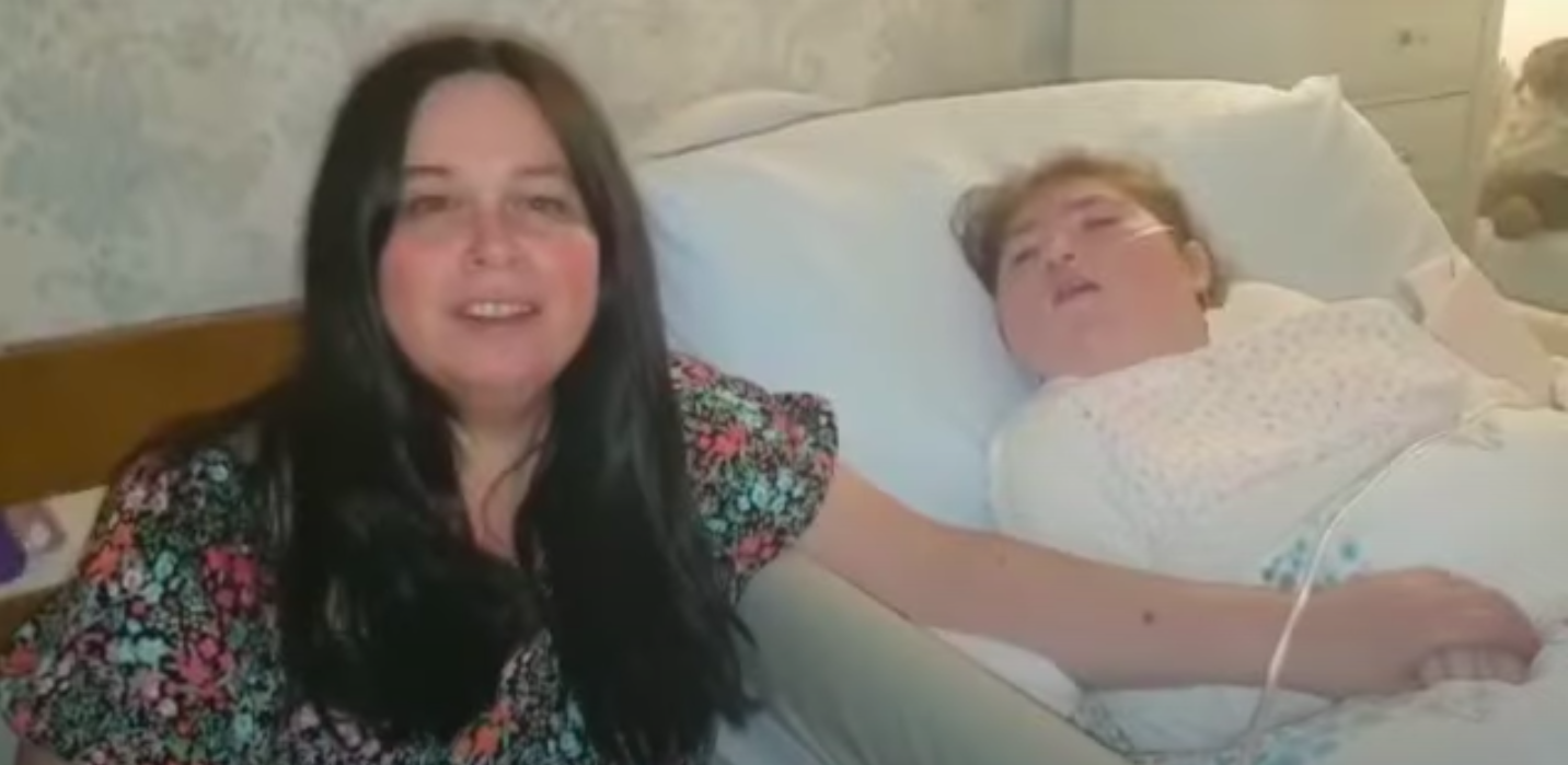 Kate Winslet, estrela de “Titanic”, doou 19 mil euros para uma mãe salvar a vida da filha