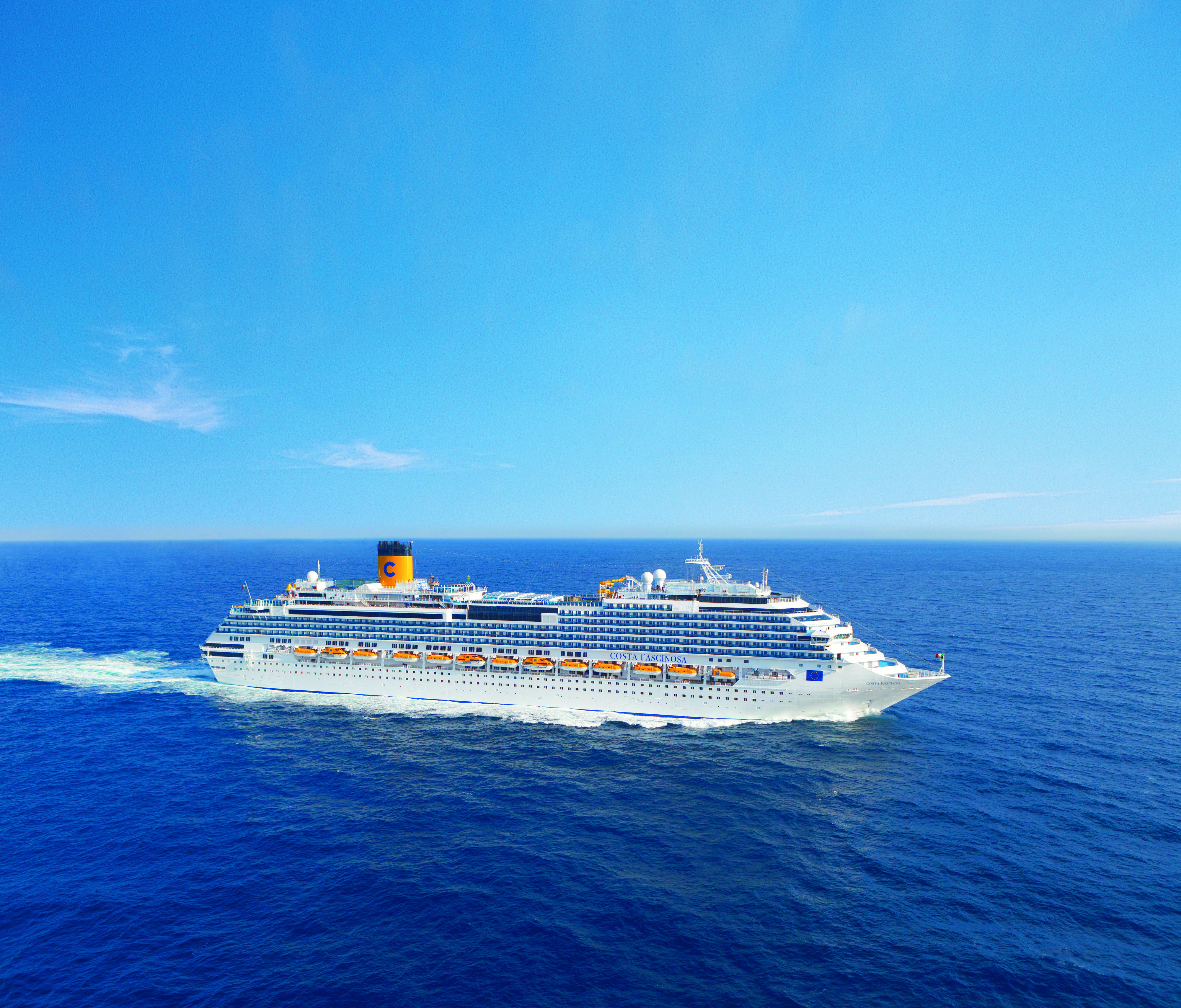 Férias num cruzeiro? Vêm aí várias viagens com escala em Portugal (e em ambiente de luxo)