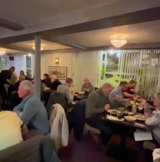 Mulher acredita ter visto o marido que morreu há 9 anos num vídeo de um restaurante