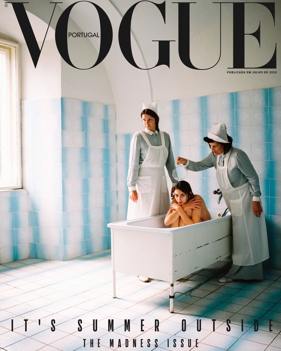 Polémica capa da “Vogue” portuguesa arrasada por Sara Sampaio, Rita Ferro Rodrigues e até pela imprensa britânica