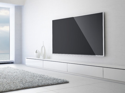 Como as influenciadoras nacionais e internacionais estão a usar o logo da Gucci