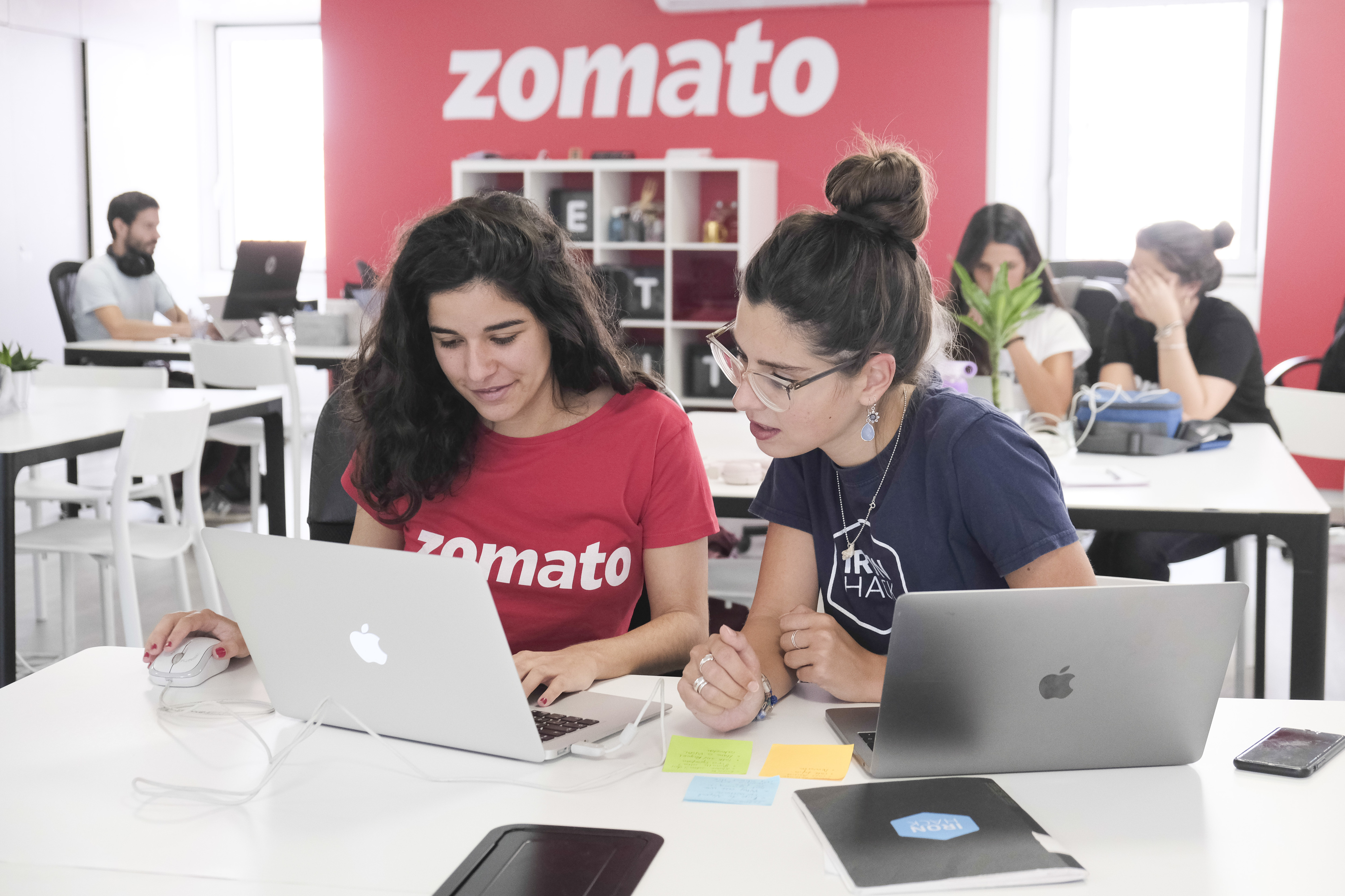 Ironhack e Zomato juntam forças para oferecer 110 bolsas de estudo em tecnologia