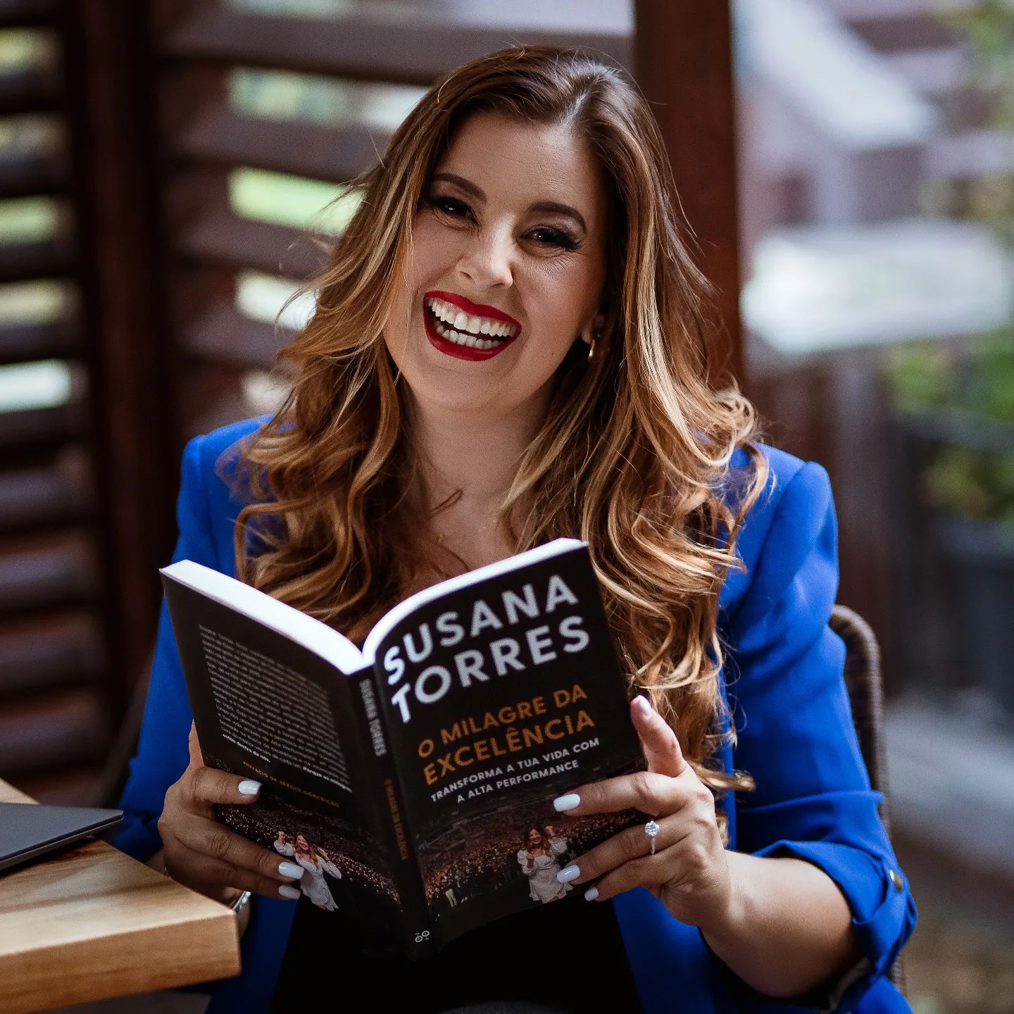 Susana Torres, ex-mental coach de Éder, acusada de burlar clientes. Cursos iam até aos 25 mil euros