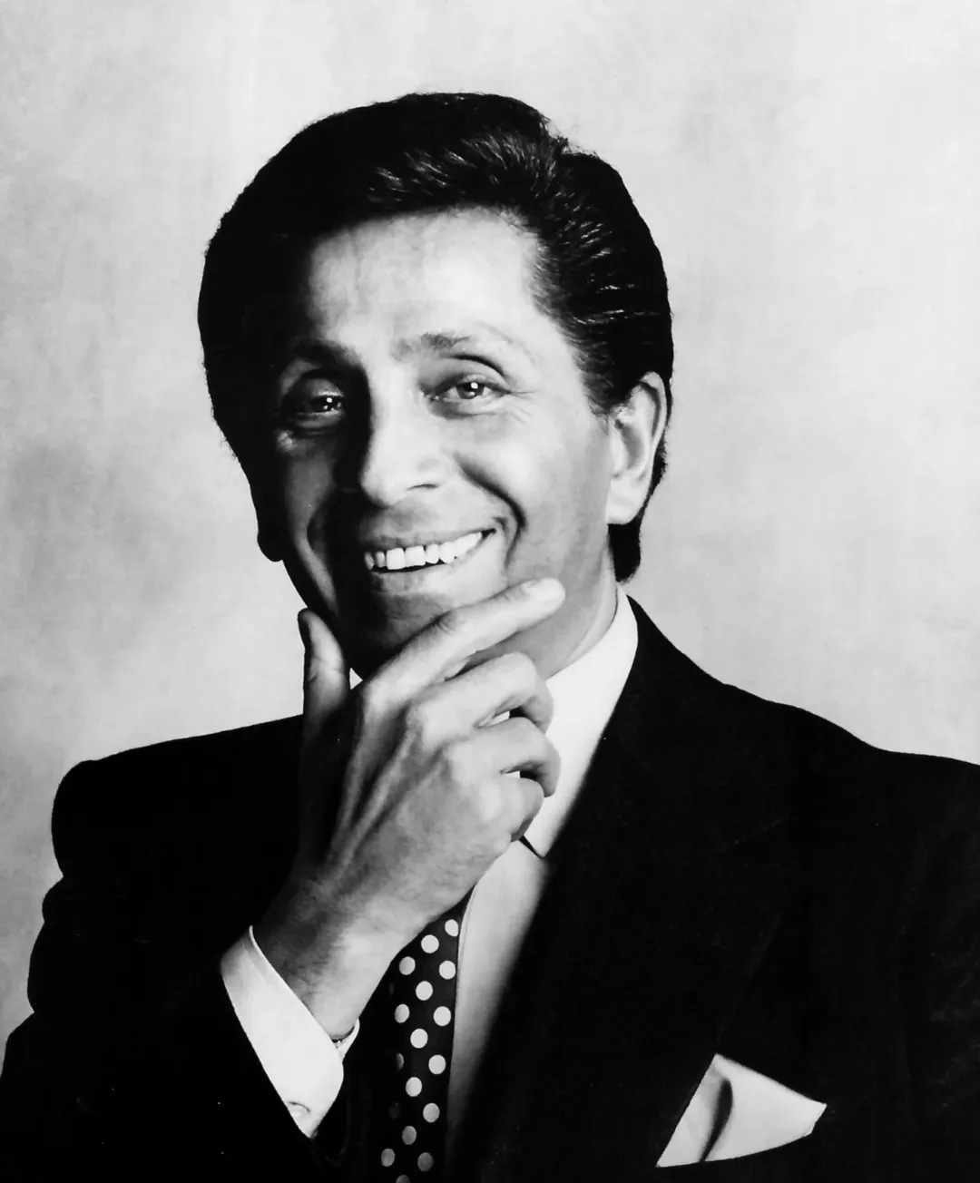 Morreu o estilista Valentino. Ícone da alta costura italiana tinha 93 anos