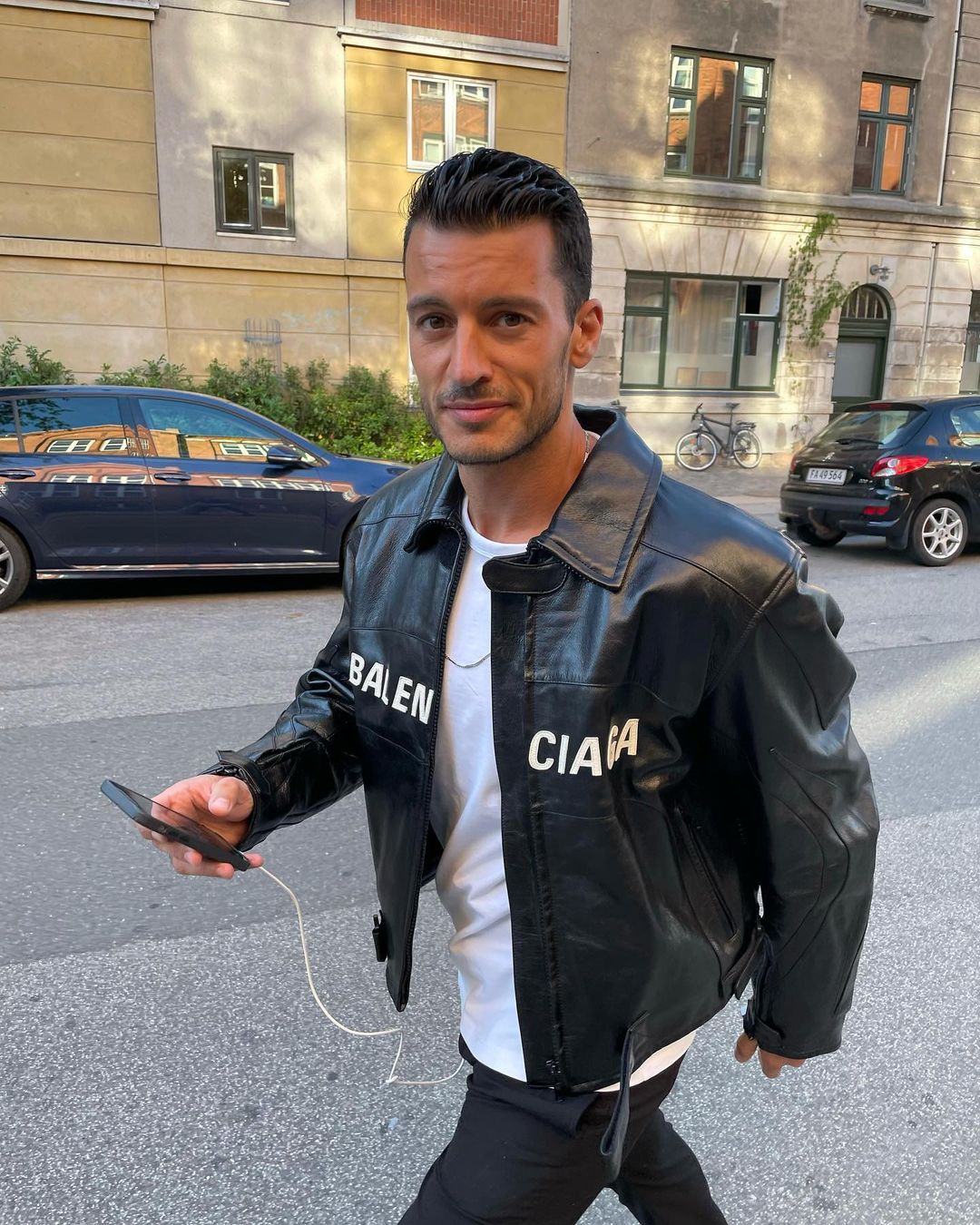 Há uma nova Cristina na vida de Ruben Rua. Tem 26 anos, é vegan e pratica meditação