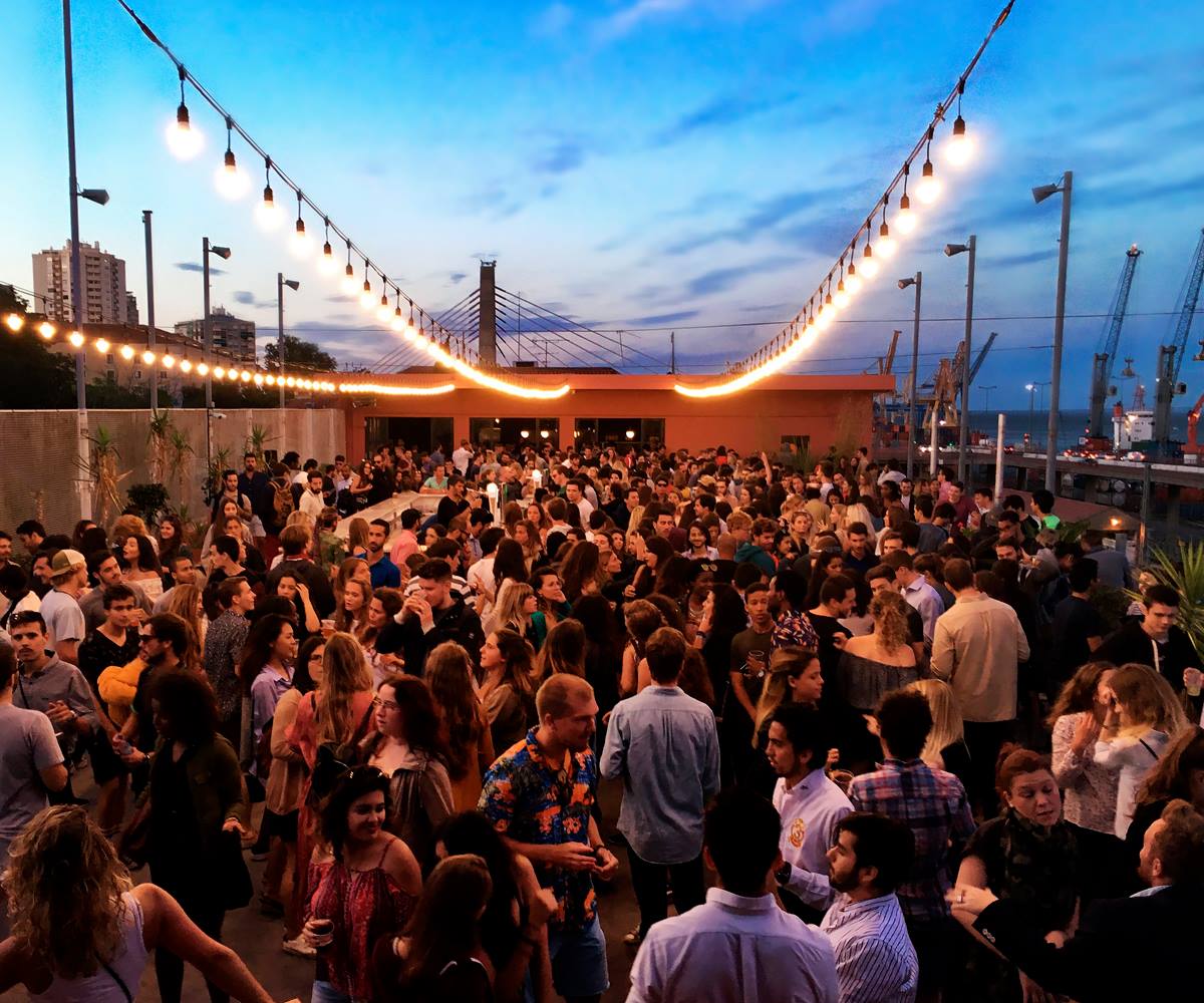 Há comida, há bebida, há passeios. 7 ideias para a aproveitar o bom tempo do fim de semana