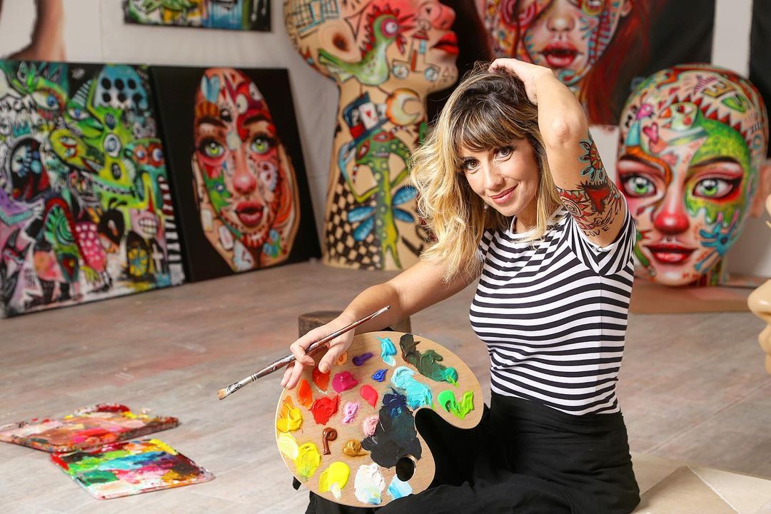 Xana Abreu reencontra família depois de ser abandonada pelo pai em criança