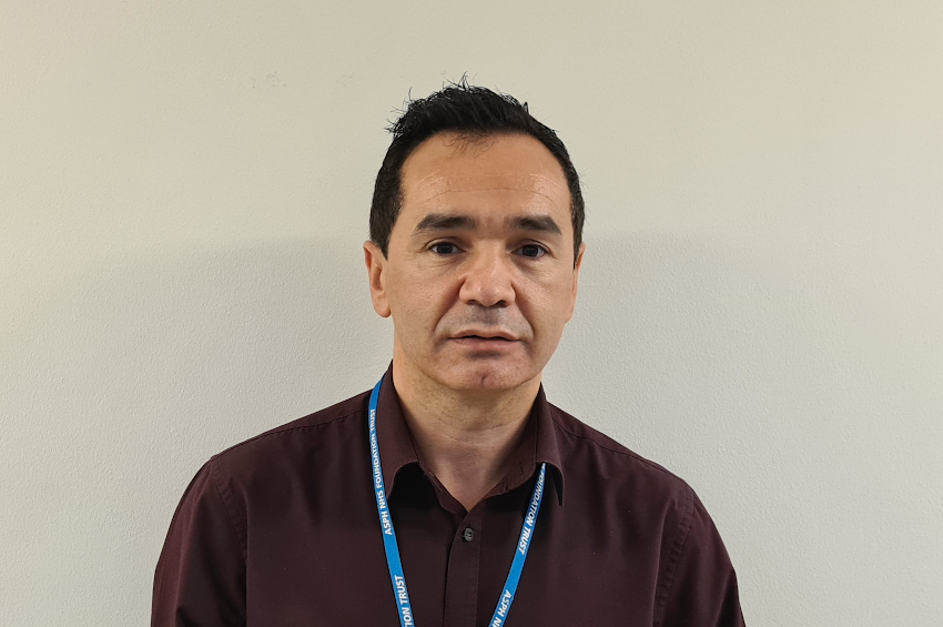 Maciel Vinagre. Emigrou para Inglaterra e trabalhou nas limpezas. Agora, vai ser condecorado por Isabel II