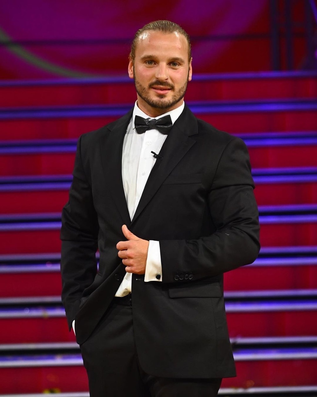 Miguel venceu o “Big Brother” e foi para a festa depois. Veja o vídeo das celebrações