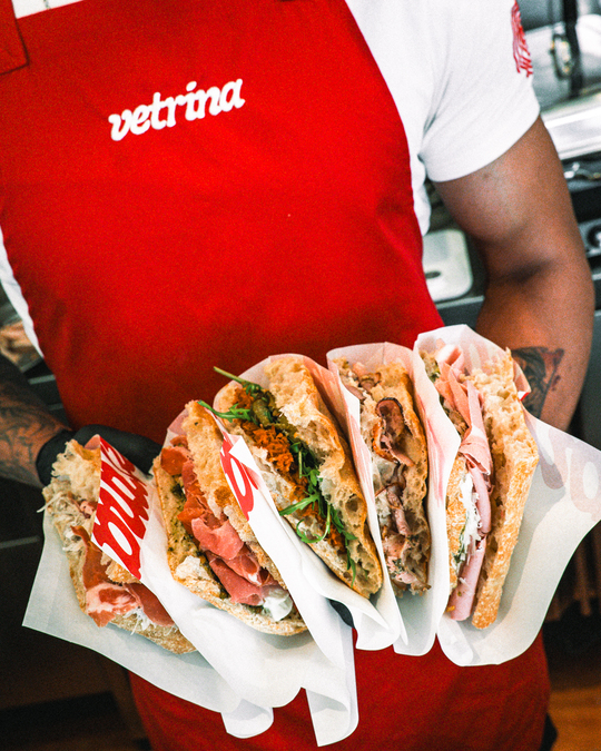 Vetrina. As sandes italianas mais gulosas da capital têm uma nova loja. Saiba como comer à borla