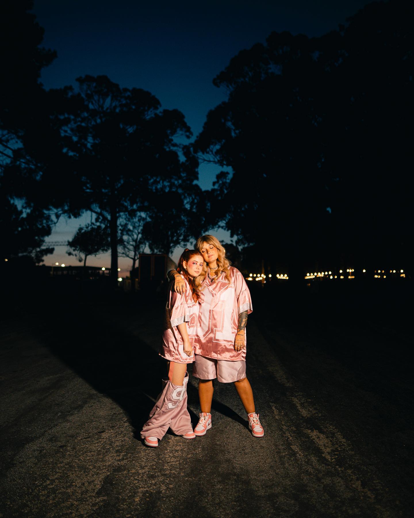 Bárbara Tinoco e Carolina Deslandes vão lançar álbum do 25 de Abril com vozes que o “viveram e cantaram”