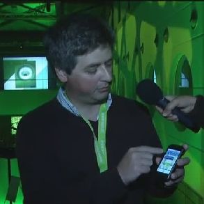 George R.R. Martin diz aceitar ser preso se não lançar o novo livro de GoT em breve