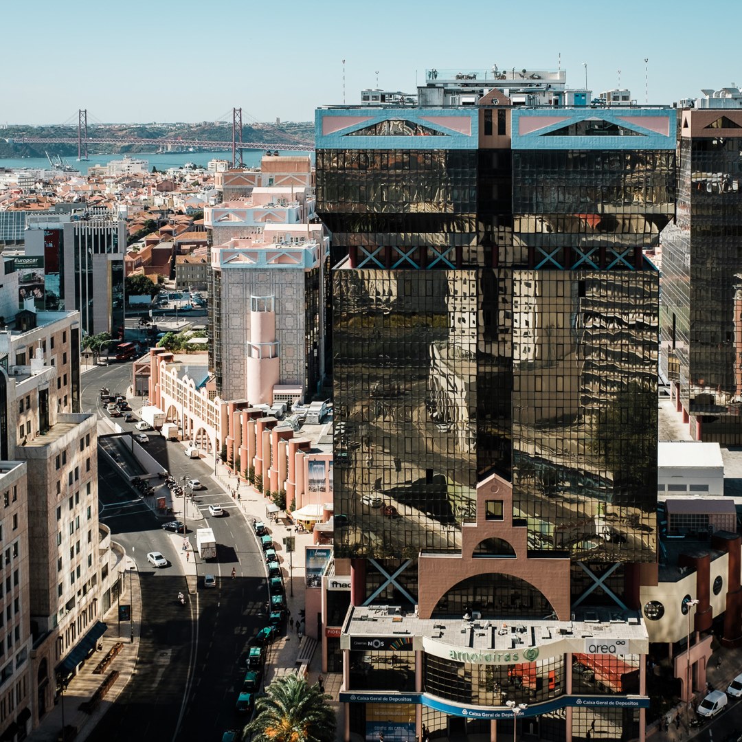 Descontos de 40% e um concerto de Cuca Roseta à borla? O Amoreiras faz anos, mas a prenda é para si