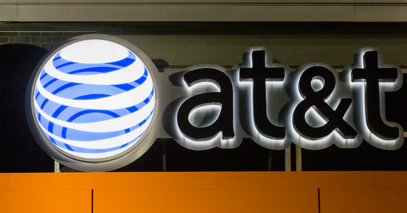 Moradas, passwords e outros dados pessoais de milhões de clientes da AT&T expostos na dark web