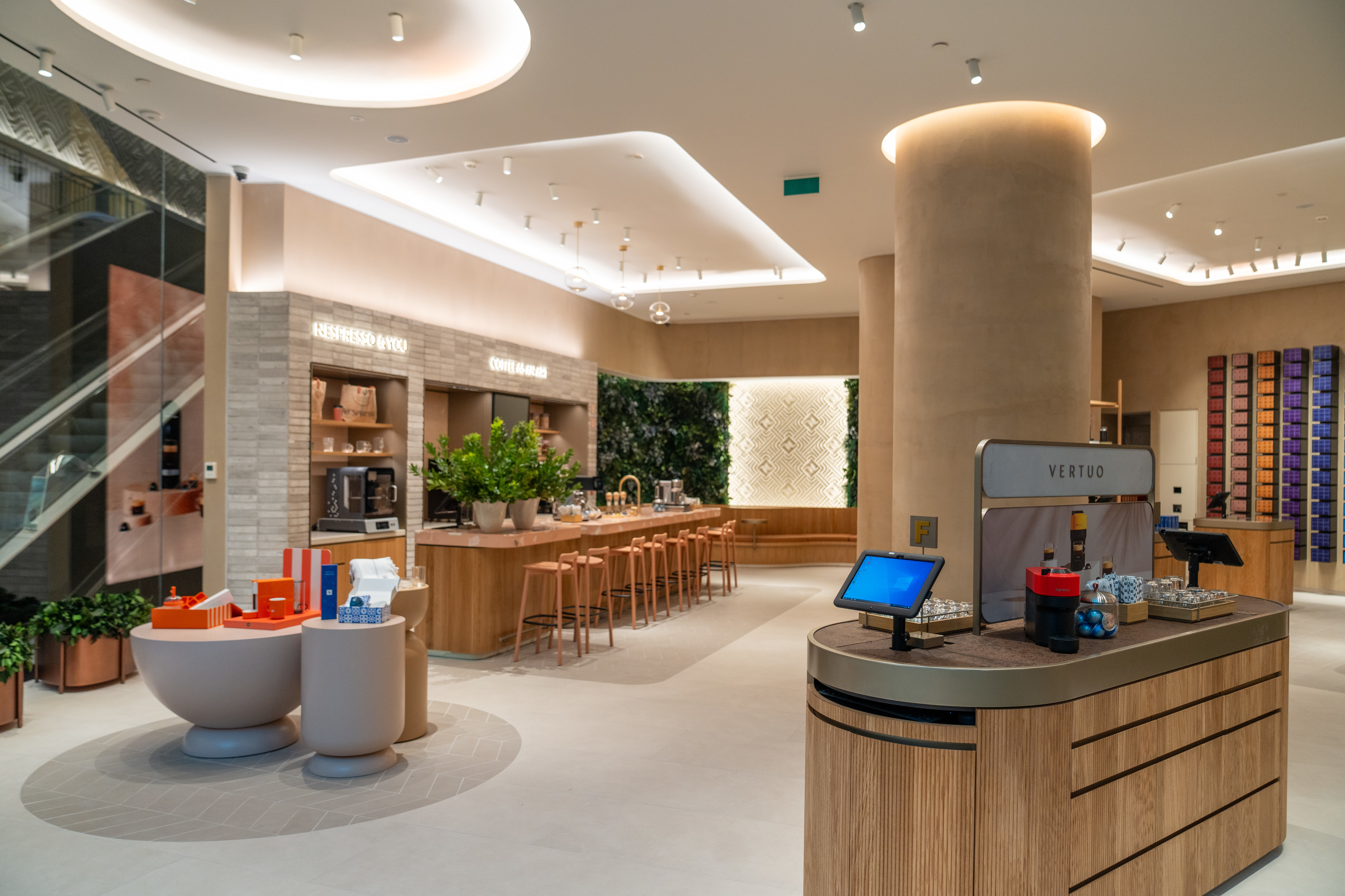 Mais imersiva e requintada. A Nespresso do Colombo está de cara lavada (e é a única do País com o novo conceito)
