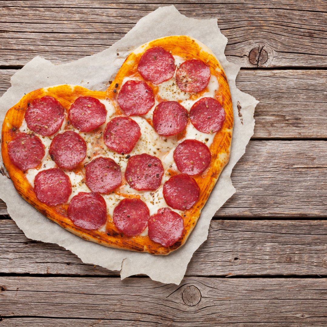 5 mimos comestíveis que lhe chegam a casa neste Dia dos Namorados (como pizzas em forma de coração)