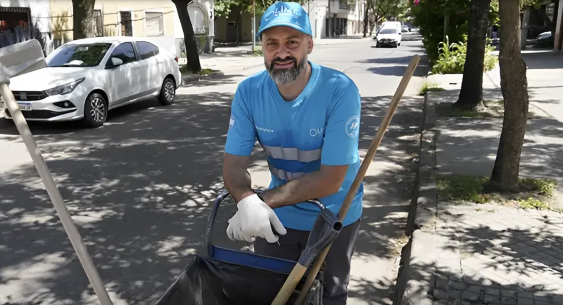 Varredor de ruas sempre sonhou ser médico. Aos 37 anos, o sonho tornou-se realidade