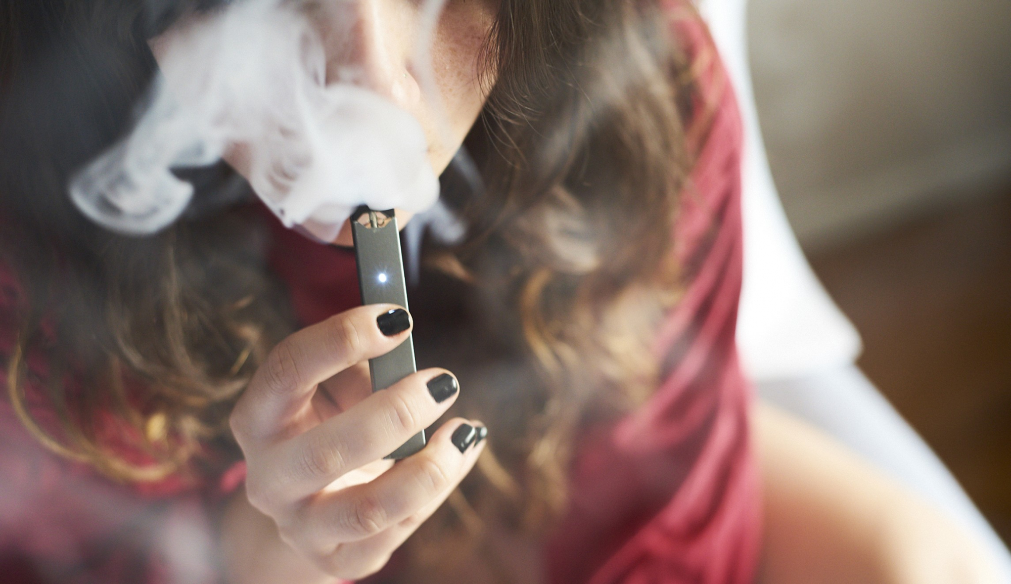 Surto de doenças pulmonares nos EUA associado ao uso de cigarros eletrónicos