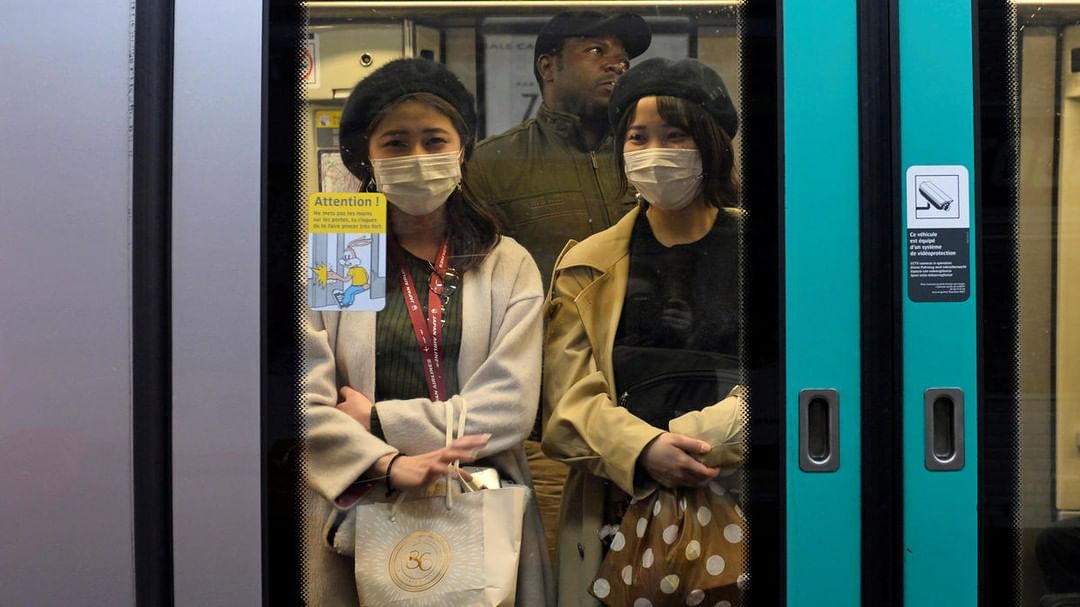 Metro de Paris passa a ter câmaras de vigilância com IA para verificar se os passageiros usam  máscaras