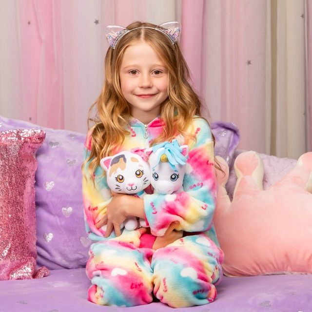 Nastya tem 7 anos e está na lista dos youtubers mais bem pagos do mundo