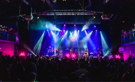 Há uma festa em Lisboa perfeita para entrar em 2023 a sambar. Bilhetes começam nos 25€