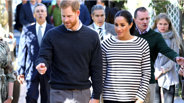 Porque é que a família real não revela logo o nome dos bebés?