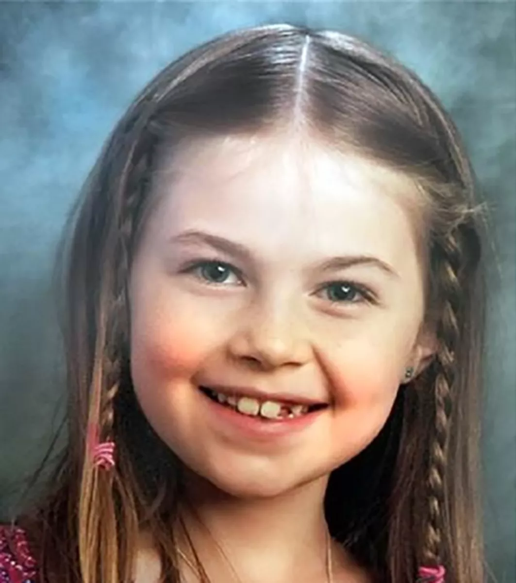 Menina desaparecida há seis anos foi encontrada graças a série da Netflix. Mãe já foi detida