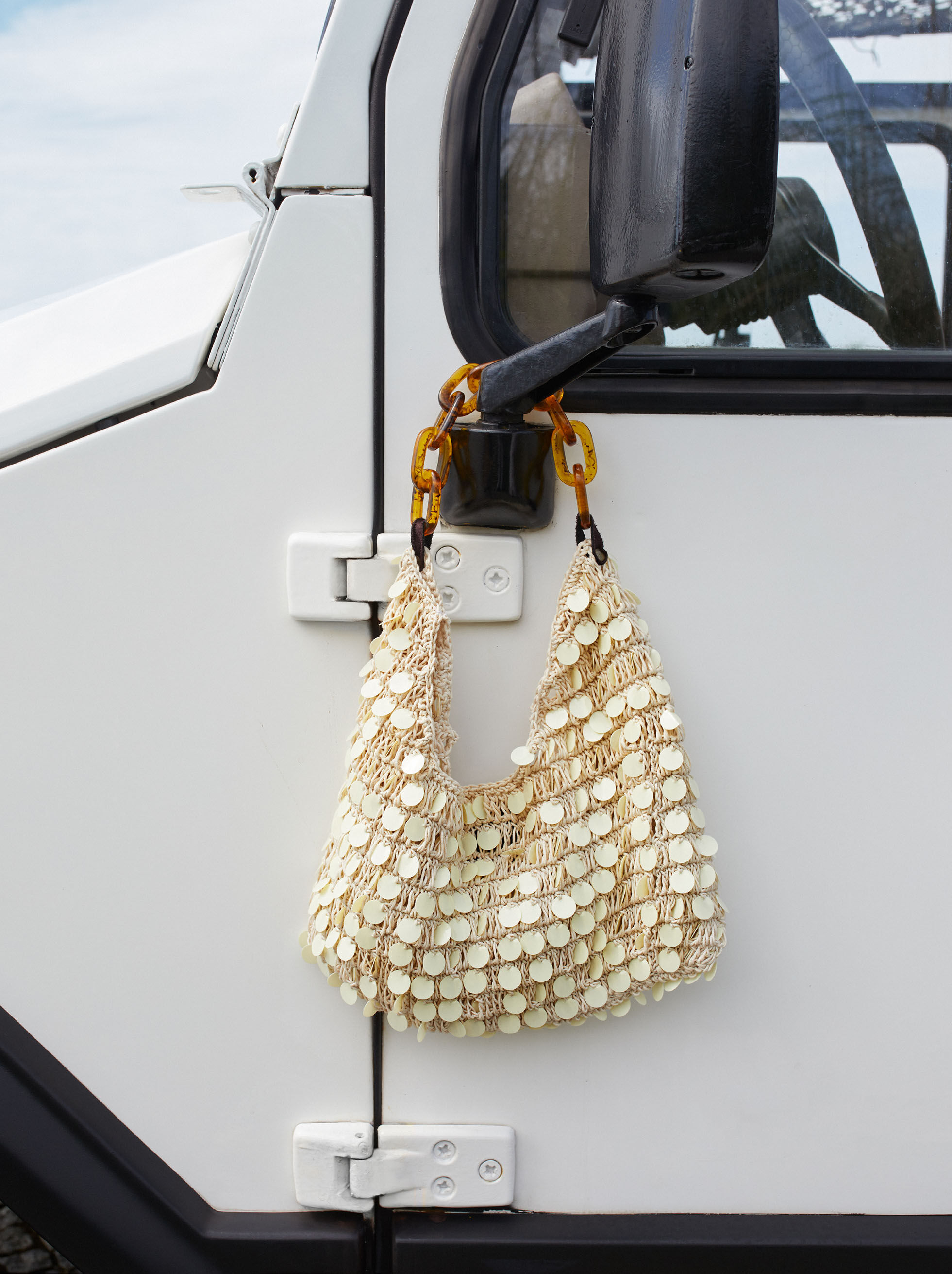 Do casamento à praia, esta mala da Parfois dá para todos os momentos do verão