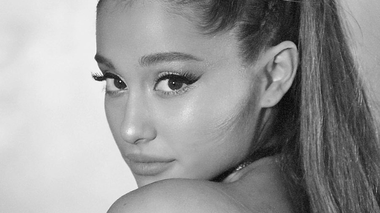 Ariana Grande mostra exame que prova que sofre de stress pós-traumático