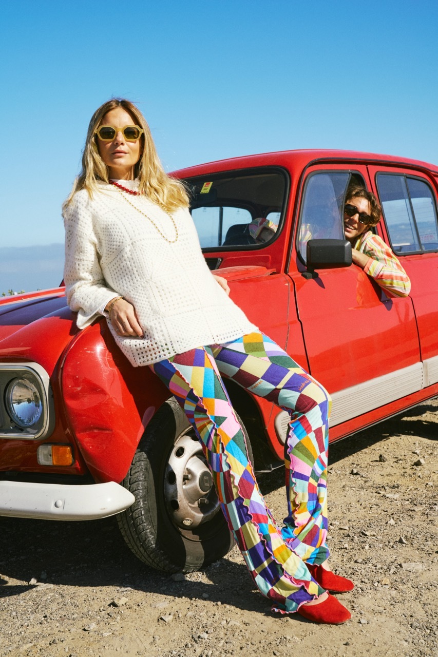 FORA. Tem mesmo de ver a nova coleção limitada de óculos de sol criada com a influencer Mafalda Patrício