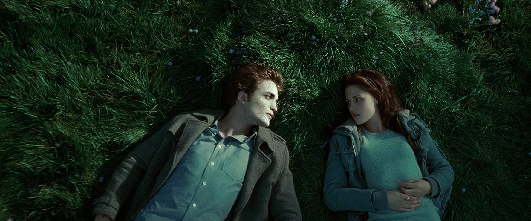 Saga de “Twilight” vai ter mais um livro. Autora Stephenie Meyer anunciou uma nova prequela da história