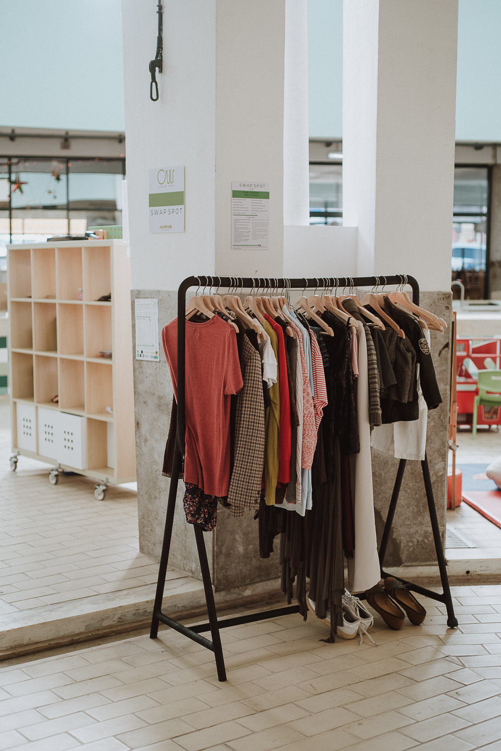 Sabia que há dezenas de pontos onde pode trocar a sua roupa?