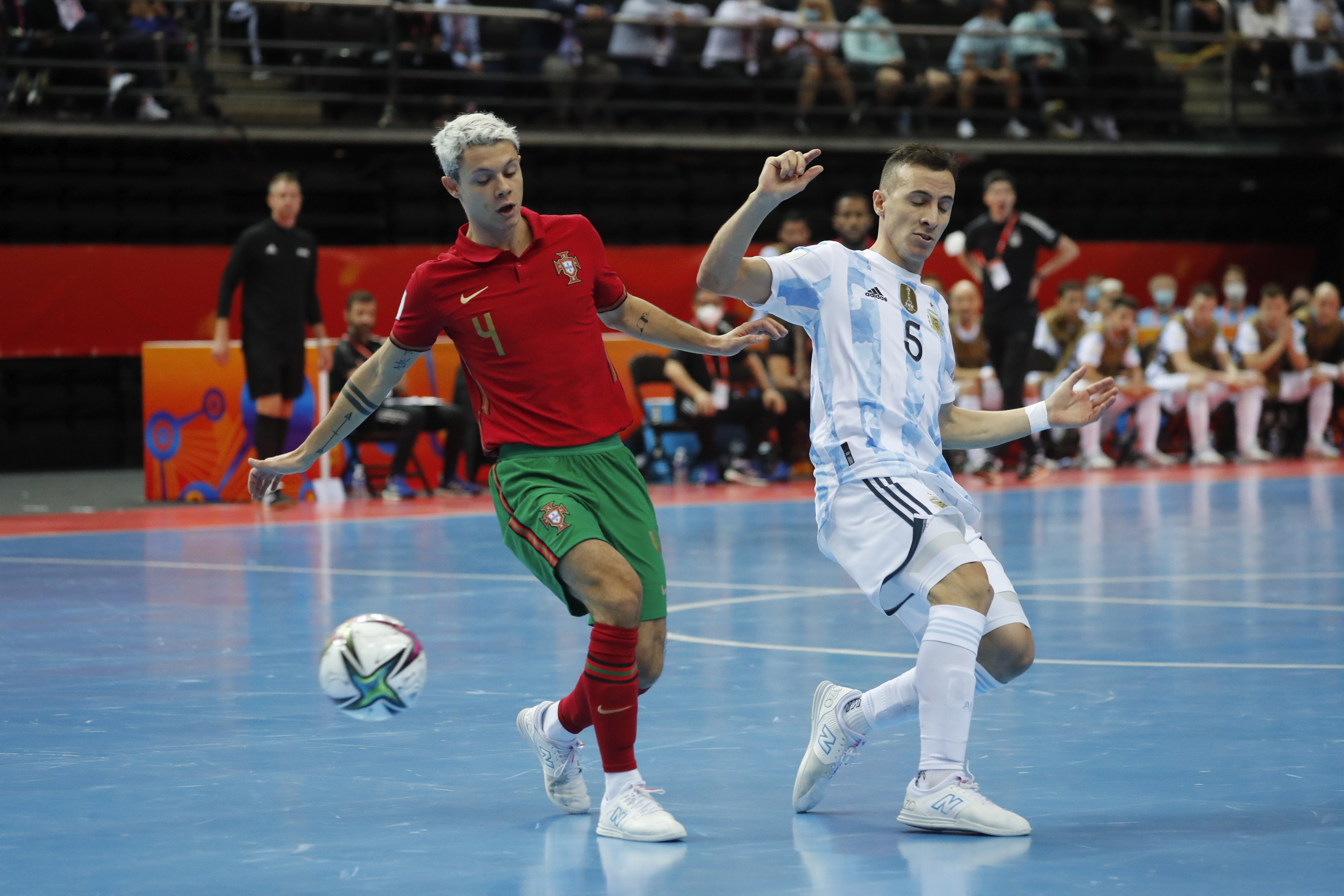 Ricardinho: outra vez candidato a melhor do mundo no futsal - BOM DIA Reino  Unido