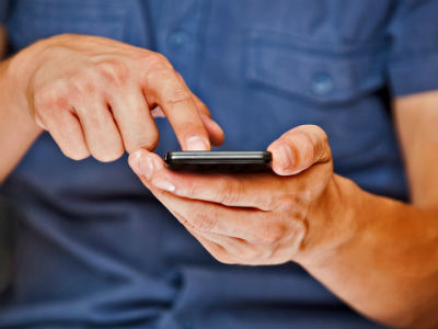 Facebook pode lançar banca de jornais para dispositivos móveis