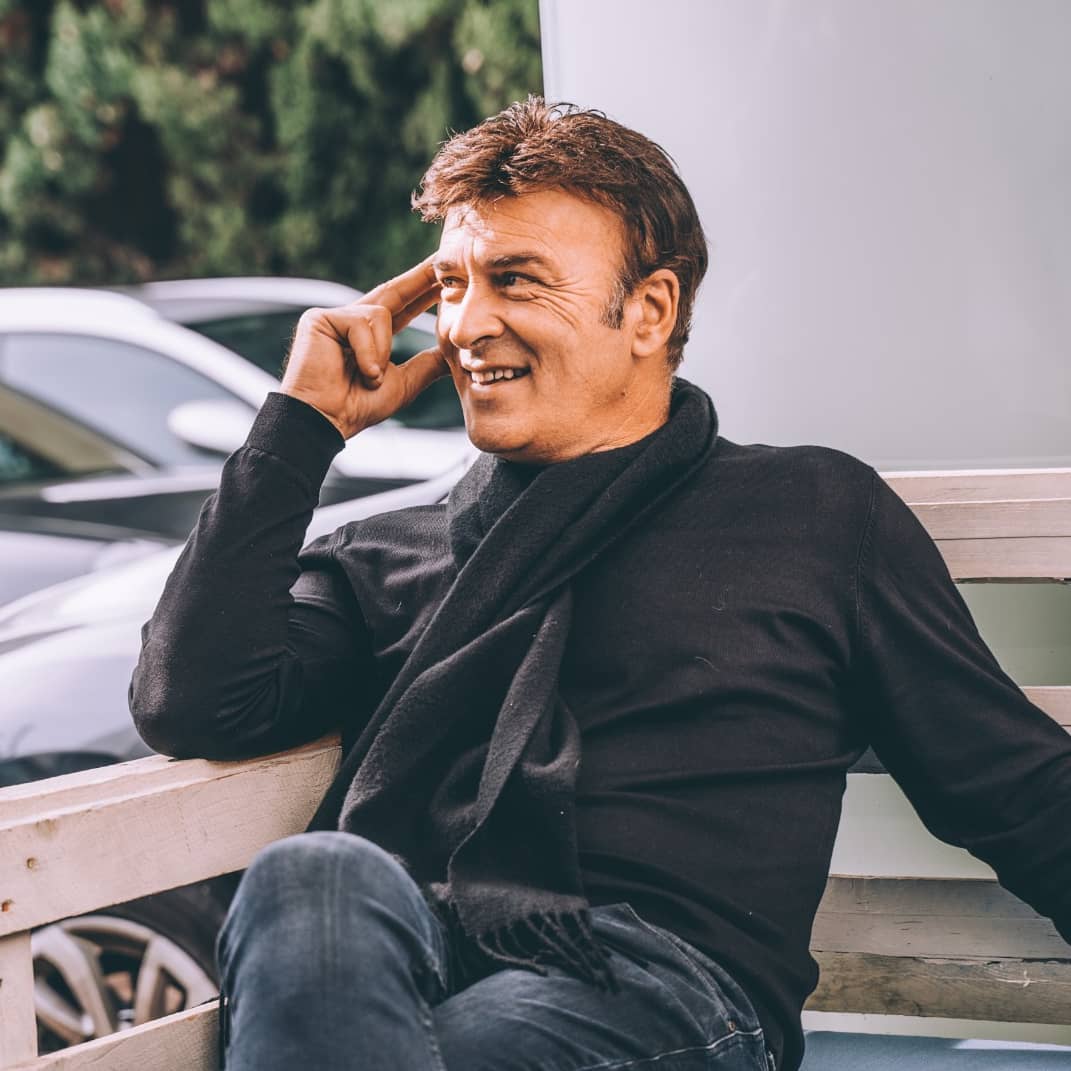 Tony Carreira antecipa regresso aos palcos já para este verão. Saiba onde vai atuar o cantor