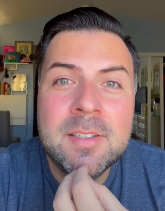 Homem admitiu deixar a mulher se esta se desleixasse no pós-parto. Resposta de um pai ficou viral