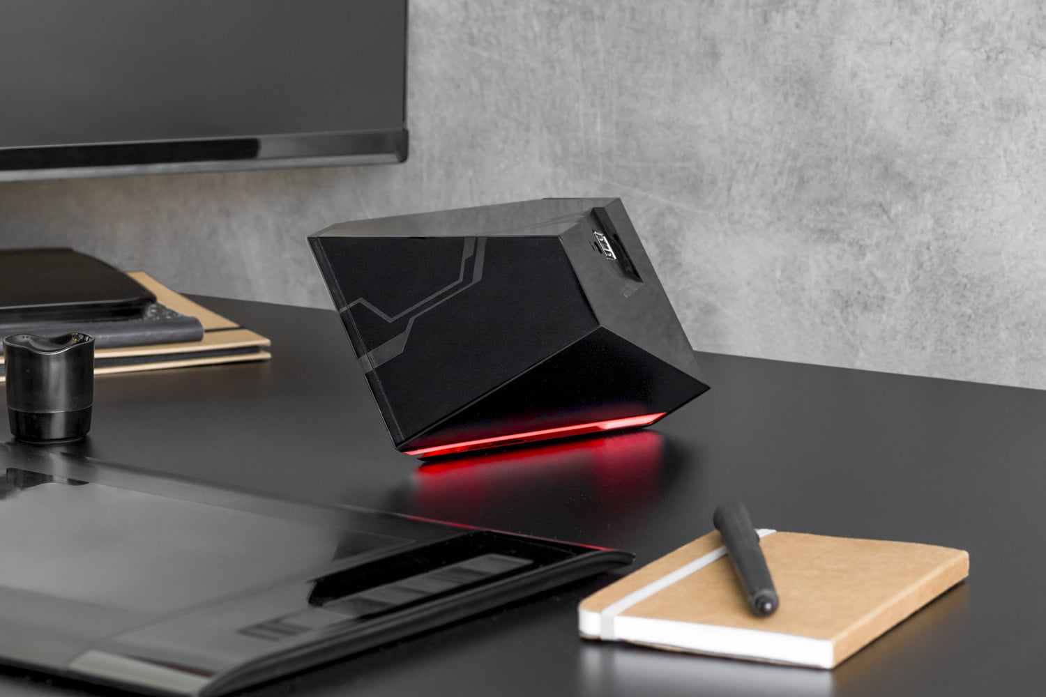 “Black Mirror” sobre 2020 vai ter comédia e estrelas como Hugh Grant e Samuel L. Jackson