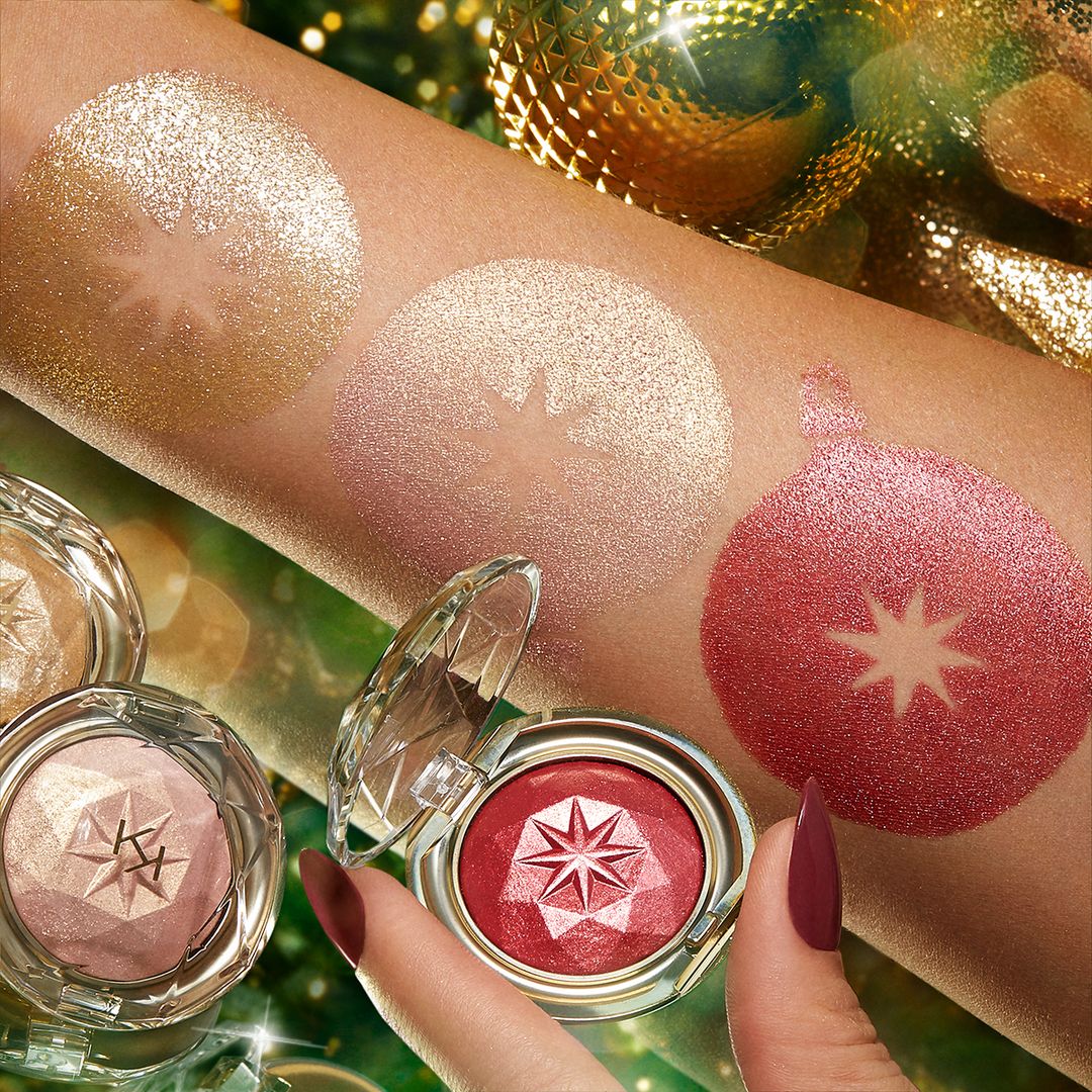 Vermelho e dourado. As cores do Natal estão nesta seleção de beleza (a partir de 3,99€)