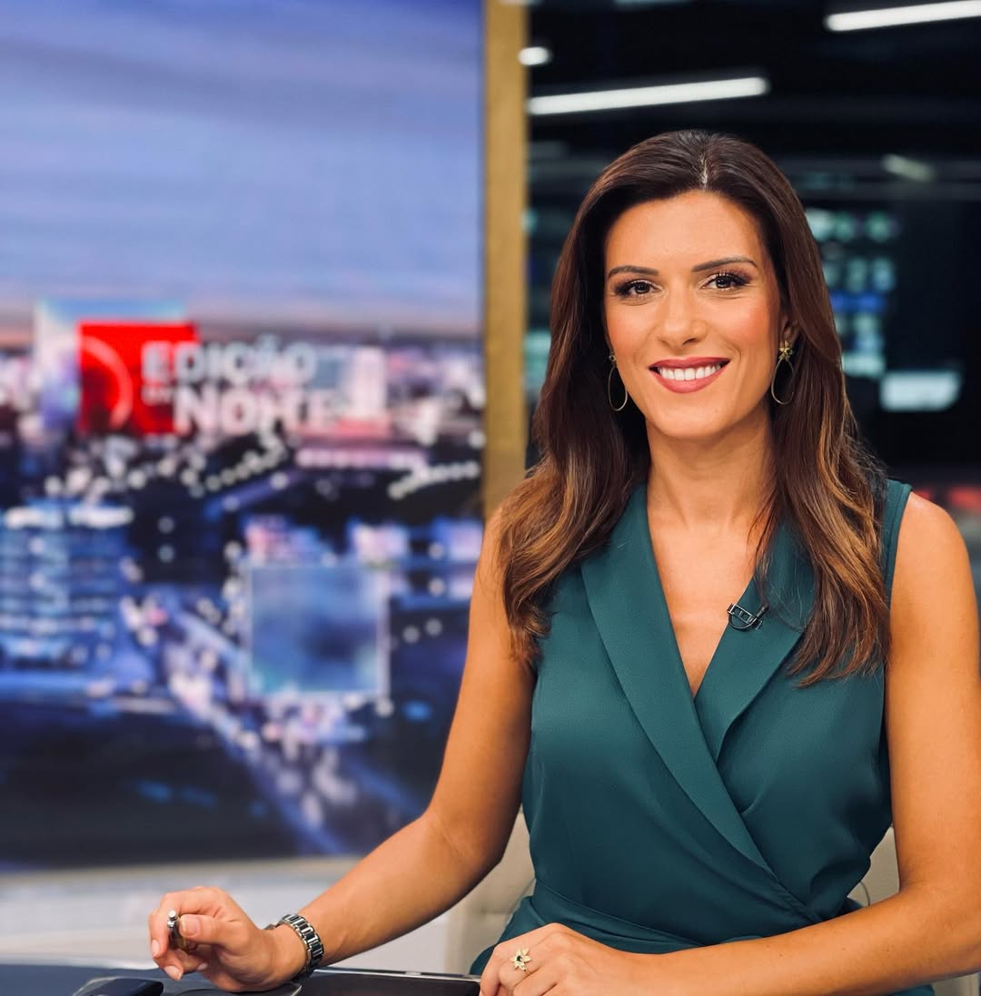 Ana Patrícia Carvalho entra nos 39 anos com corte radical. Veja 22 das melhores fotos da pivô da SIC Notícias