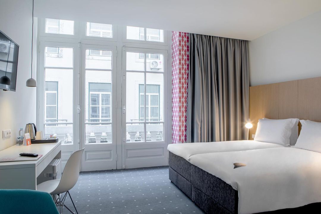 Só precisa de duas coisas para dormir num hotel por 30€: sono e esta aplicação no telefone