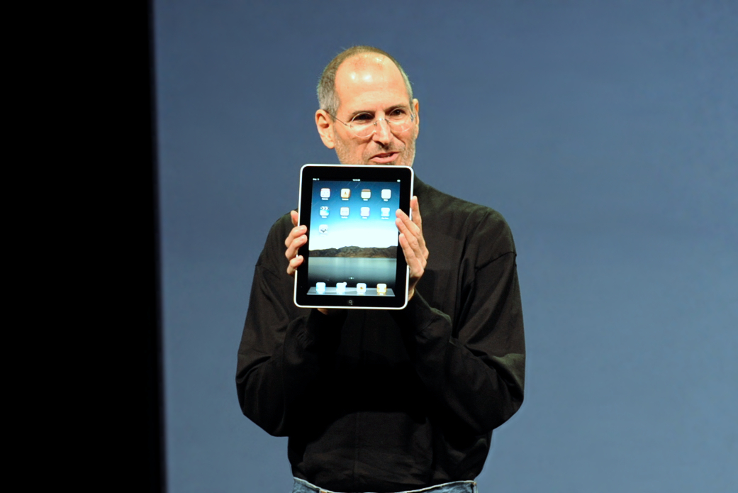 10 anos de iPad e a história do equipamento que Steve Jobs definiu como “revolucionário”