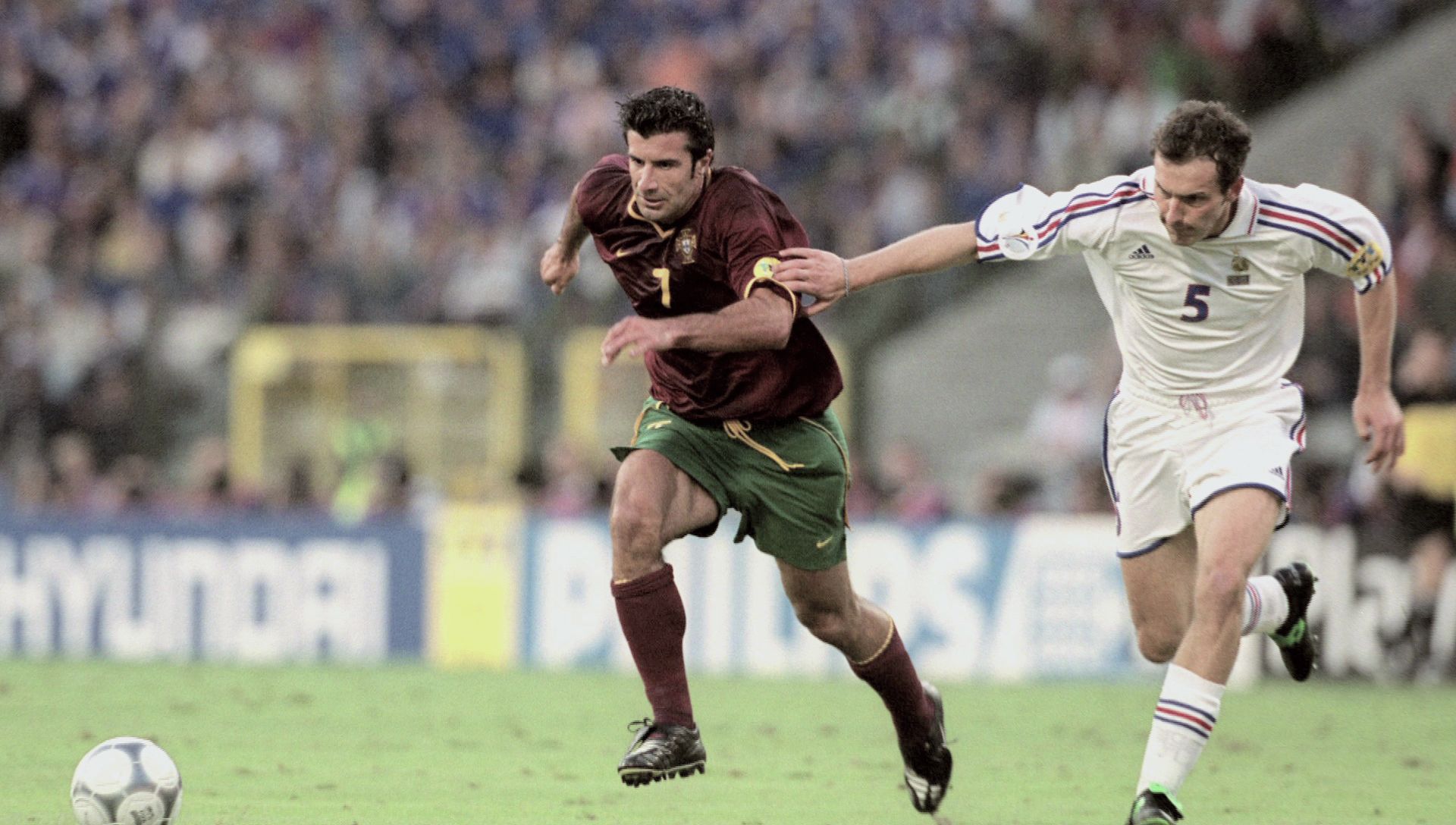 Canal História estreia especial dedicado ao futebol — e chega já a 28 de maio