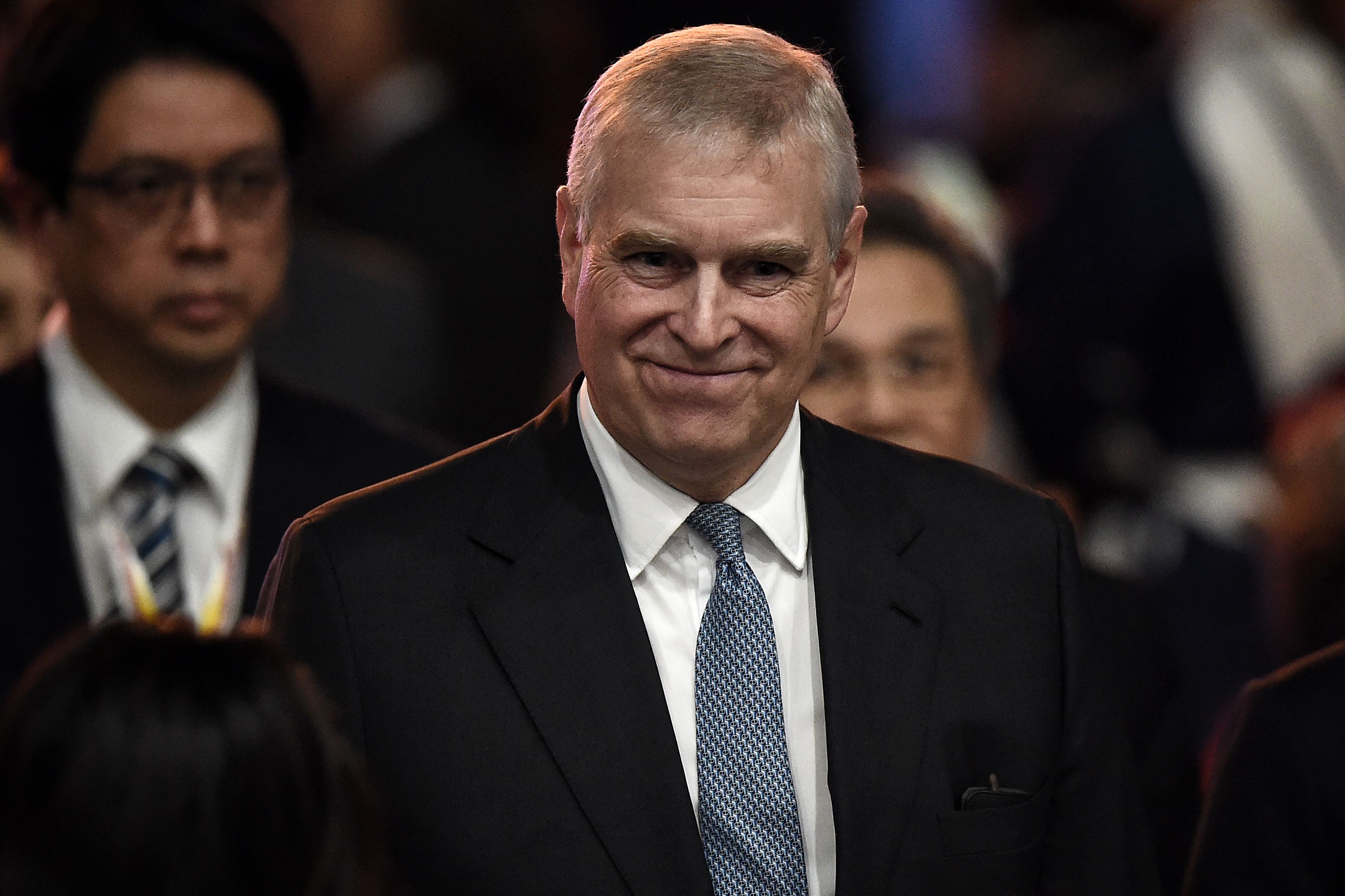 Príncipe André promete vingar-se e contar tudo sobre a morte de Diana